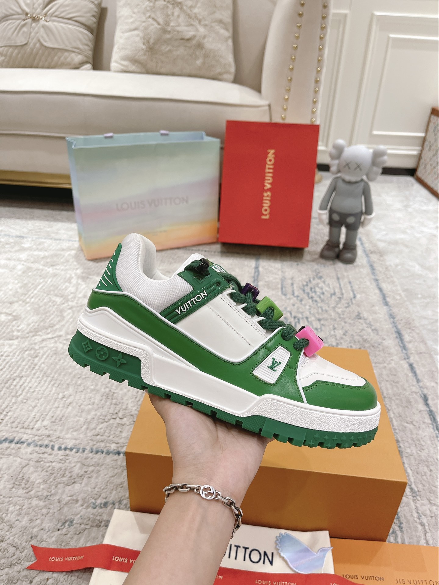 Louis Vuitton couple models DIY buckle sneakers sneakers