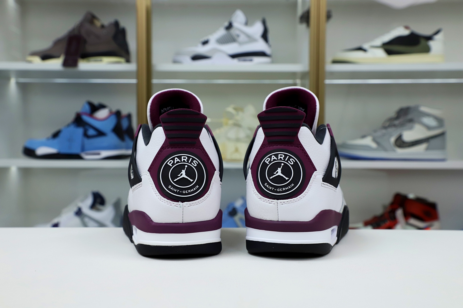 AIR JORDAN PARIS SAINT-GERMAIN X AIR JORDAN 4 RETRO BORDEAUX