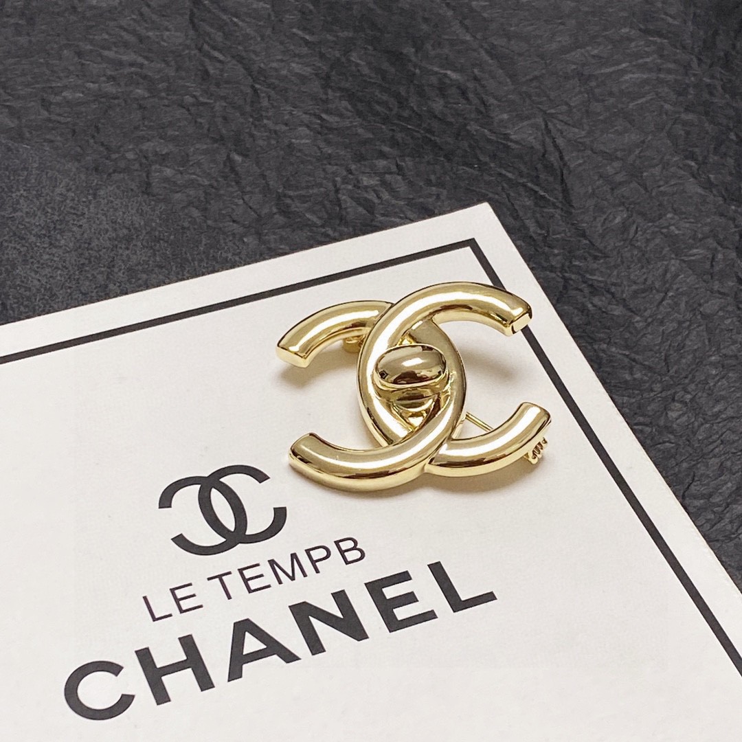 CHANEL🇫🇷Xiao Xiang brooch
