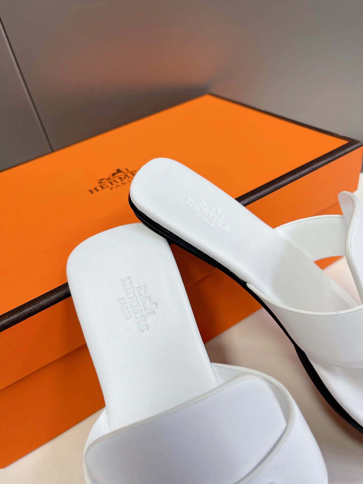 Hermes a Eclair 🌟 slippers