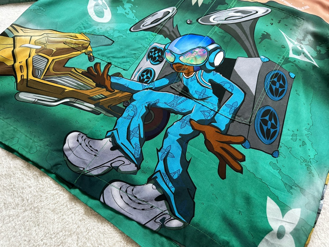 Louis Vuitton… Alien Long Sleeve Shirt