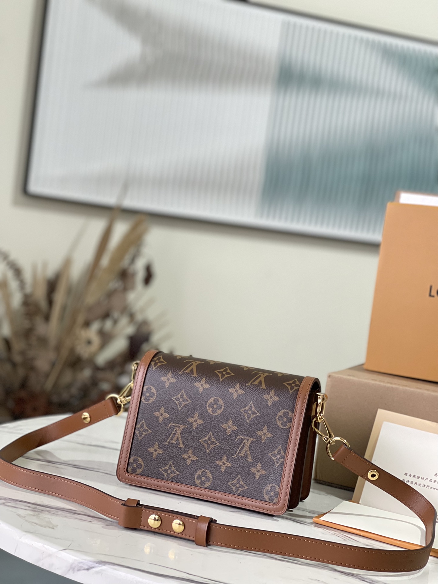 𝐋𝐎𝐔𝐈𝐒 𝐕𝐔𝐈𝐓𝐓𝐎𝐍   M45959