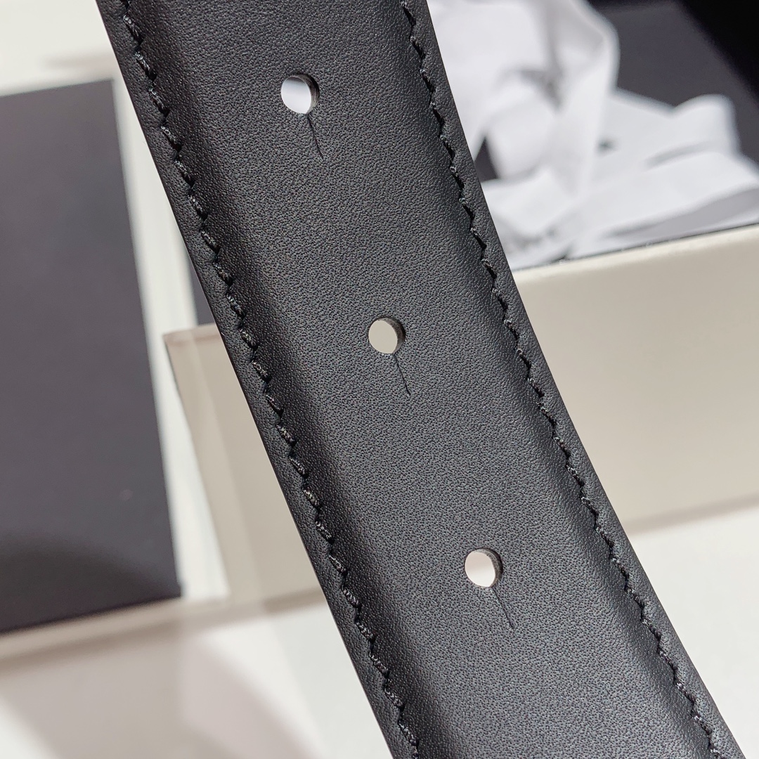 LOEVE stainless steel logo pattern metal buckle with top layer cowhide reversible