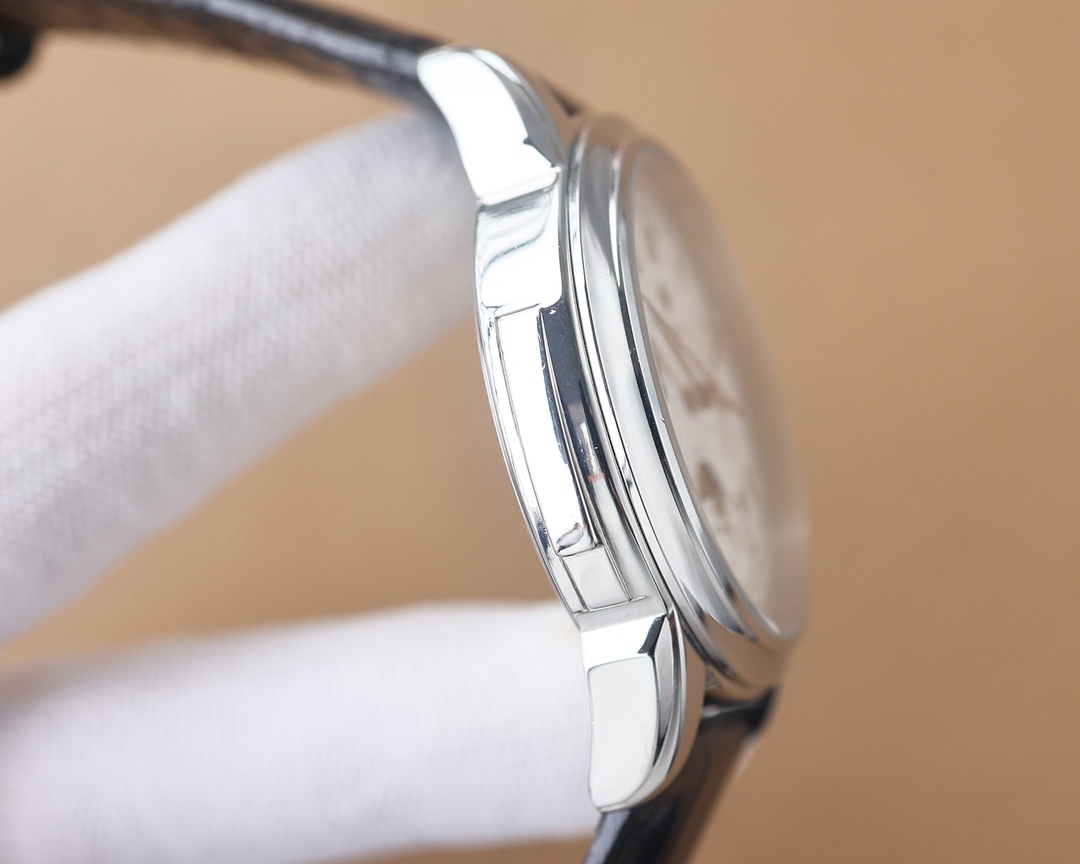 Patek Philippe Perpetual Calendar Multifunction High-end Watch