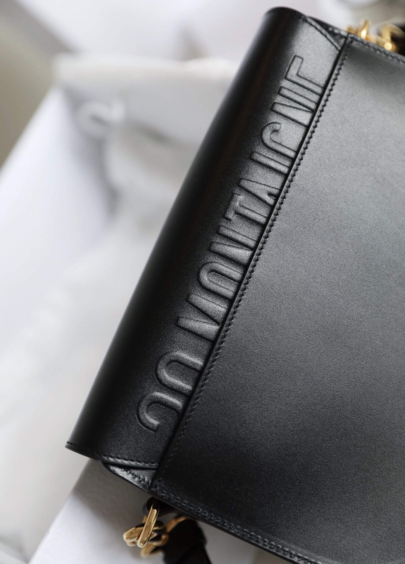 Black ❖ Medium 𝘾-𝟎𝟗𝟏 𝙙𝙞𝙤𝙧 𝙗𝙤𝙗𝙗𝙗𝙮