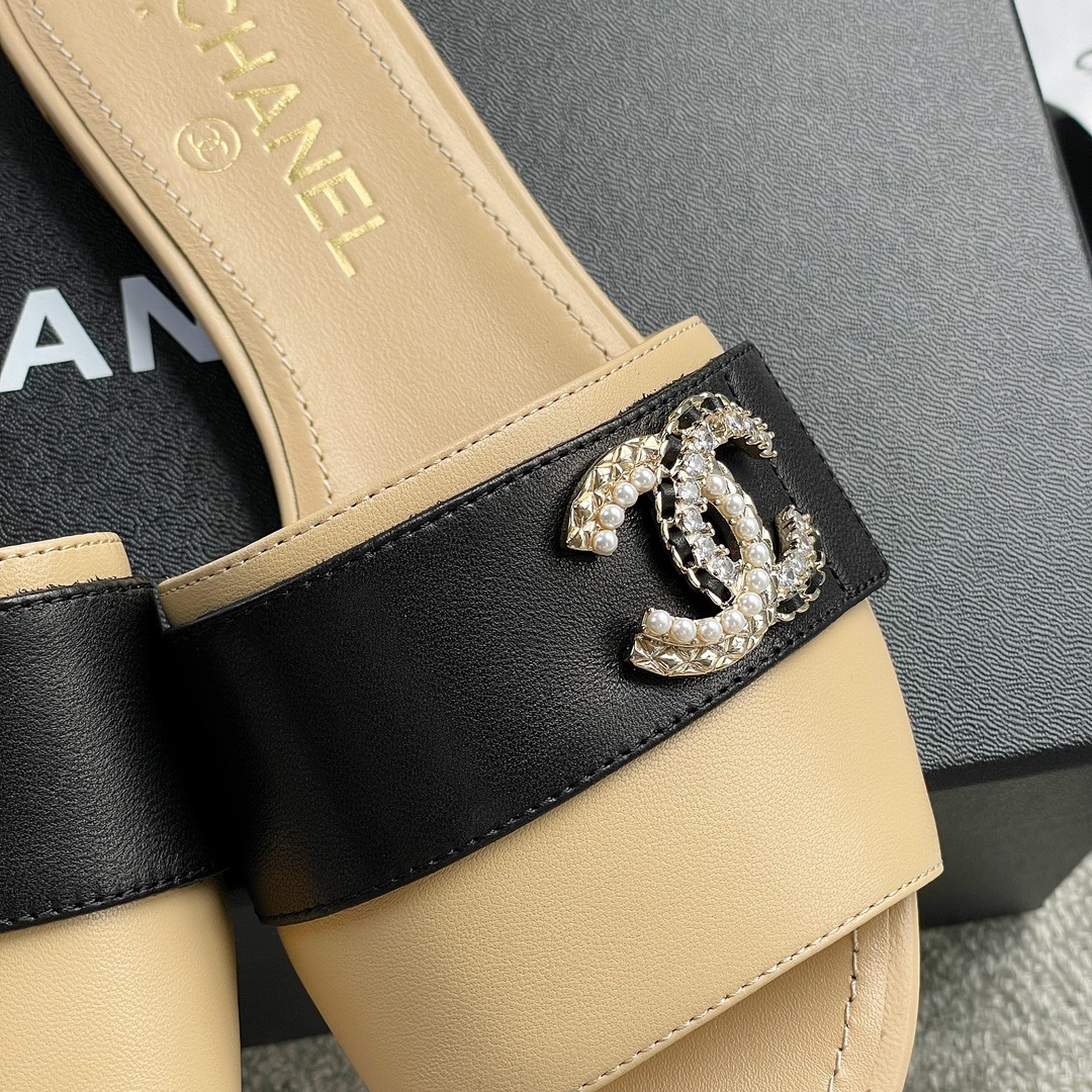CHANEL Chanel slippers pearl leather strips and small diamond combination imported A grade sheepskin