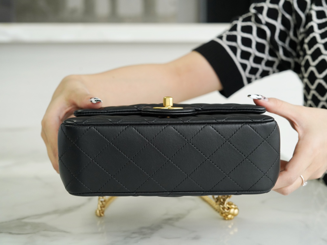 𝗖𝗛𝗔𝗡𝗘𝗟✦ 𝗖𝗹𝗮𝘀𝘀𝗶𝗰 𝗙𝗹𝗮𝗽 23S Spring/Summer New Camellia 𝐂𝐅 Large 𝐦𝐢𝐧𝐢 Black