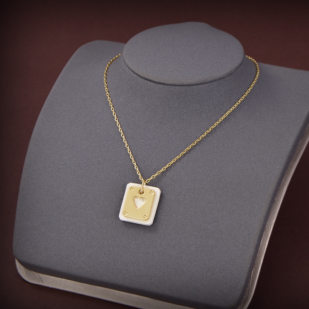 Hermes necklace