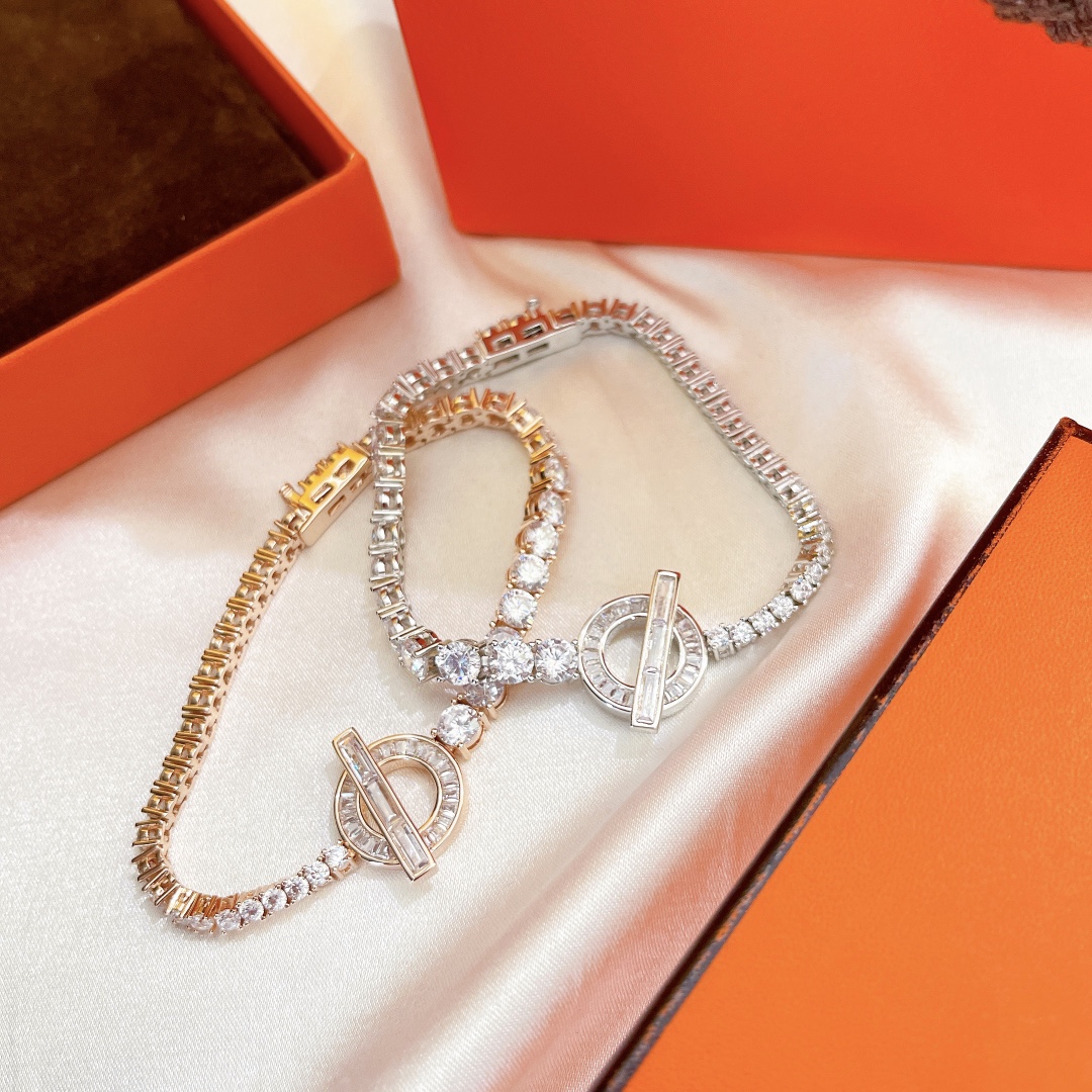Hermes bracelet