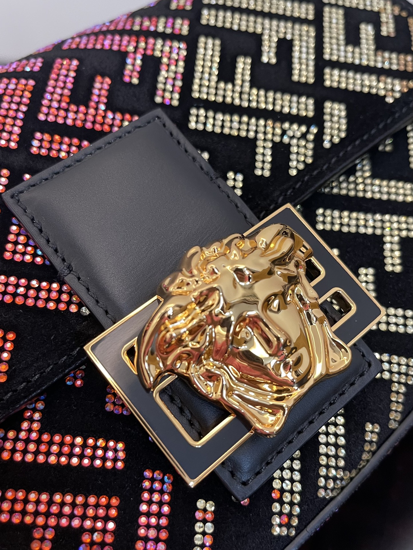 FENDI Baquette baguette