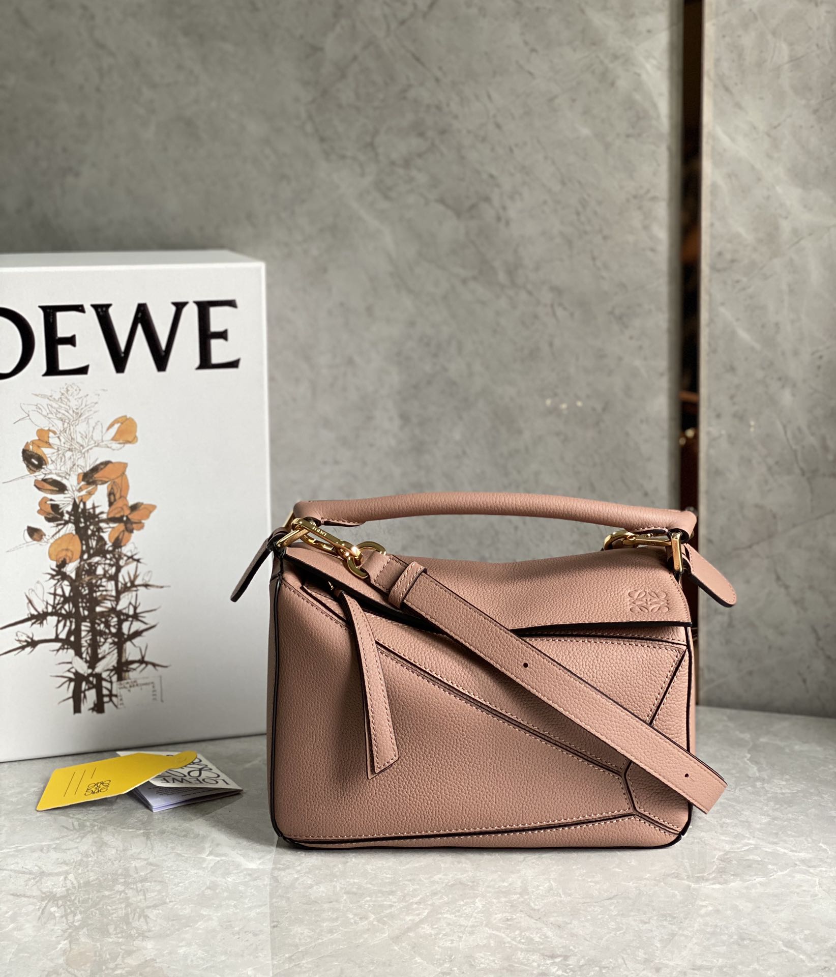 LOEWE Nano puzzle