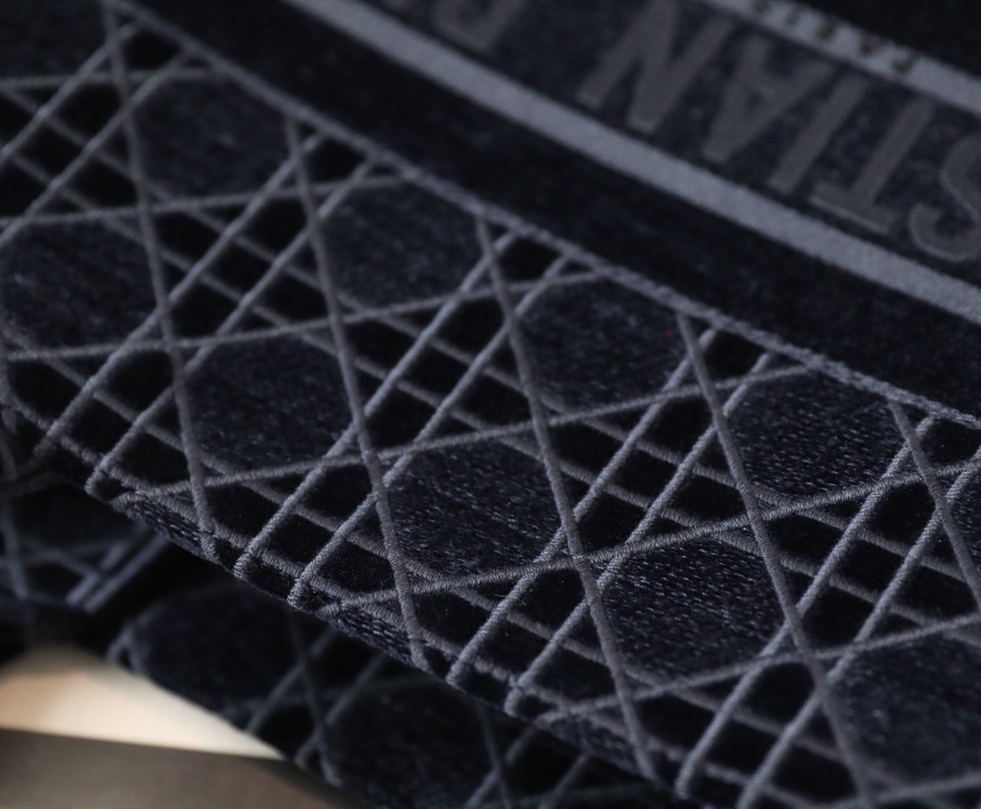 DIOR TOTE embroidered vine check blue