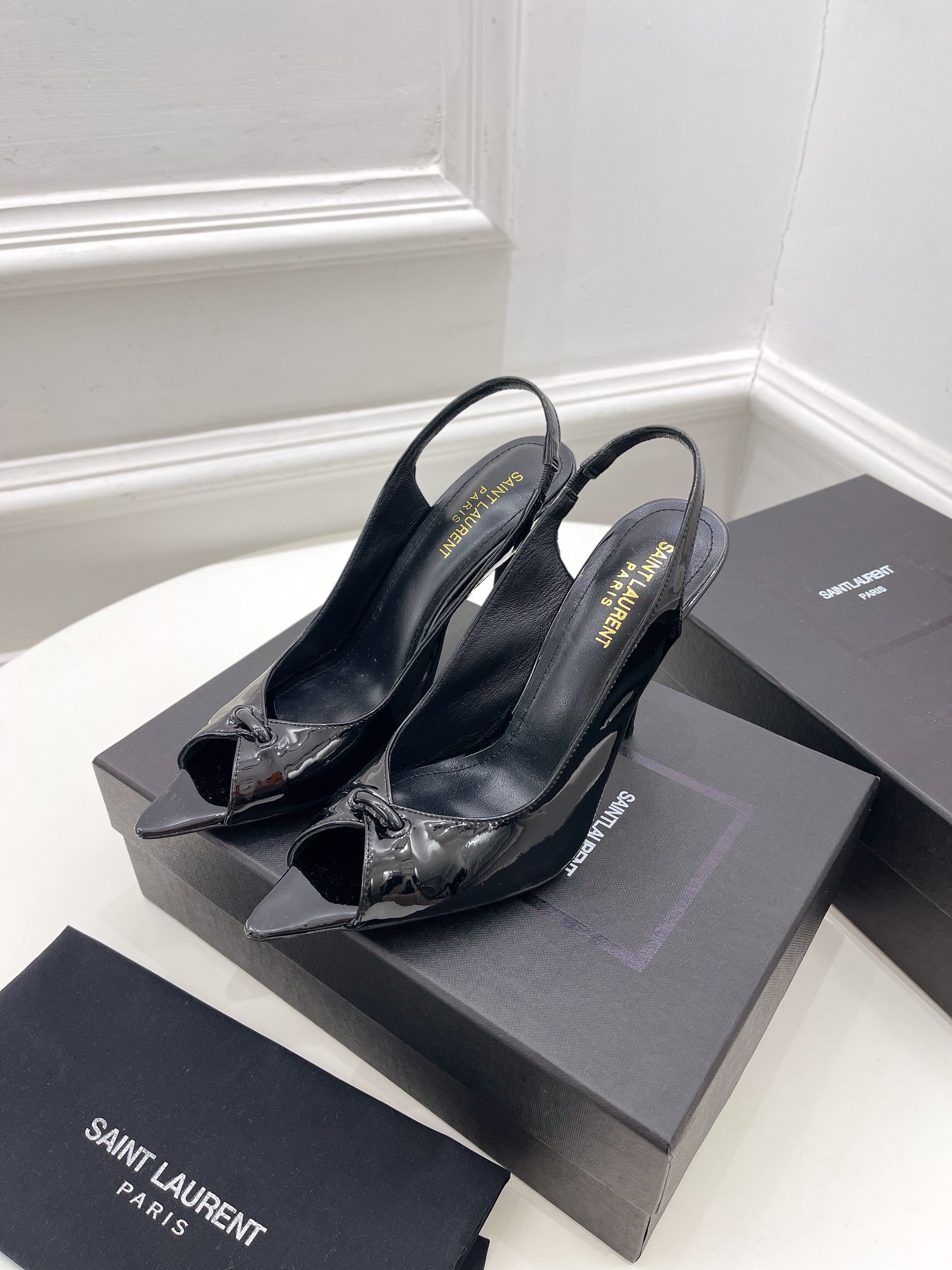 𝙎𝙖𝙞𝙣𝙩 𝙇𝙖𝙪𝙧𝙚𝙣𝙩 | 𝟐𝟎𝟐𝟏/𝐒𝐒 𝐧𝐞𝐰 YSL｜Roland 2022/fw early spring new baked high heels