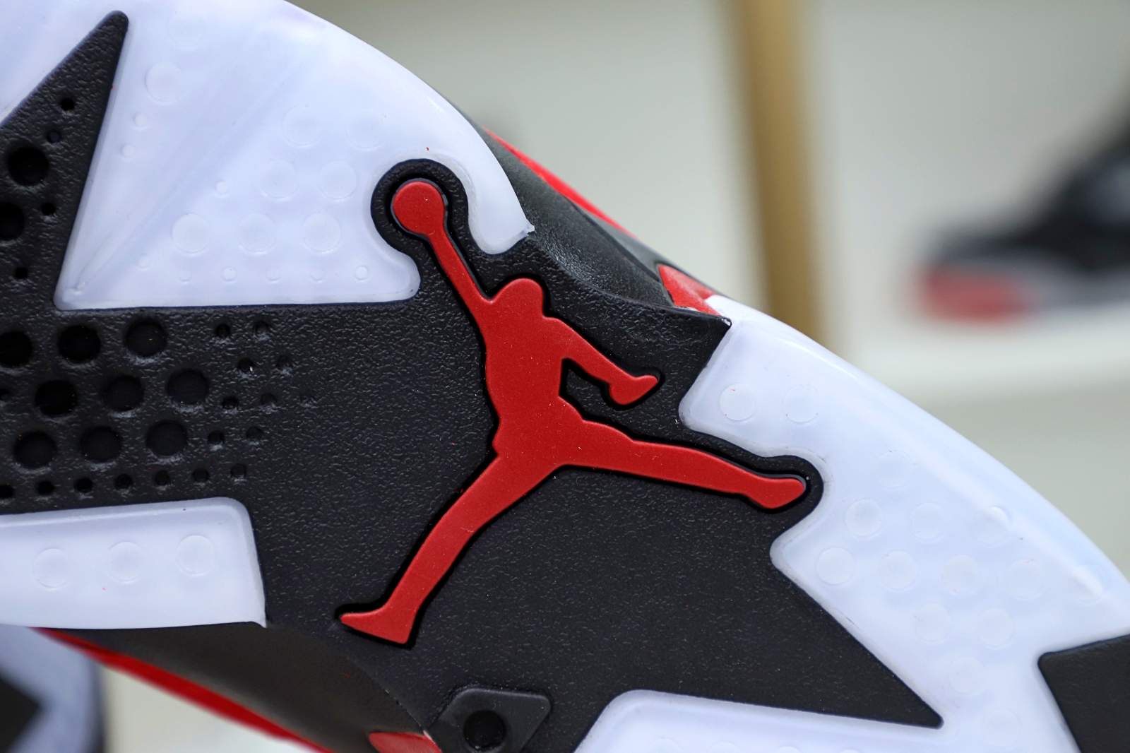 Air Jordan 6 Retro Toro