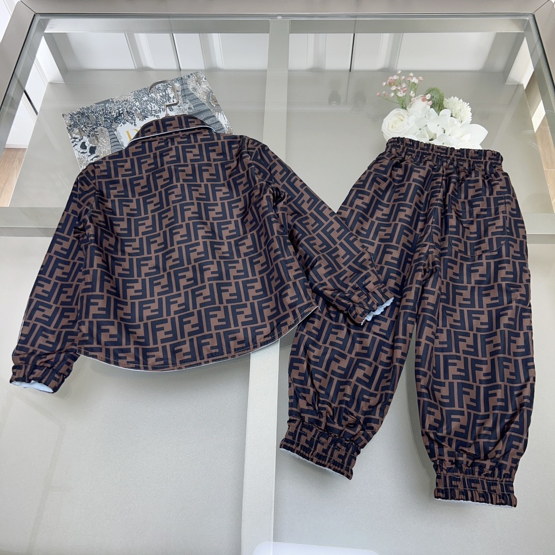 Fendi spring and summer children's suit