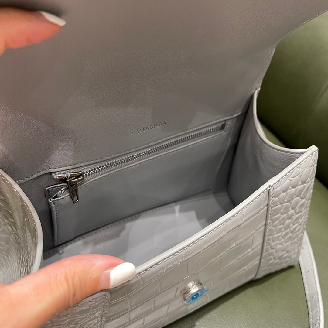 BALENCIAGA 𝐇𝐨𝐮𝐫𝐠𝐥𝐚𝐬𝐬𝐬 𝐒 crocodile-textured cowhide