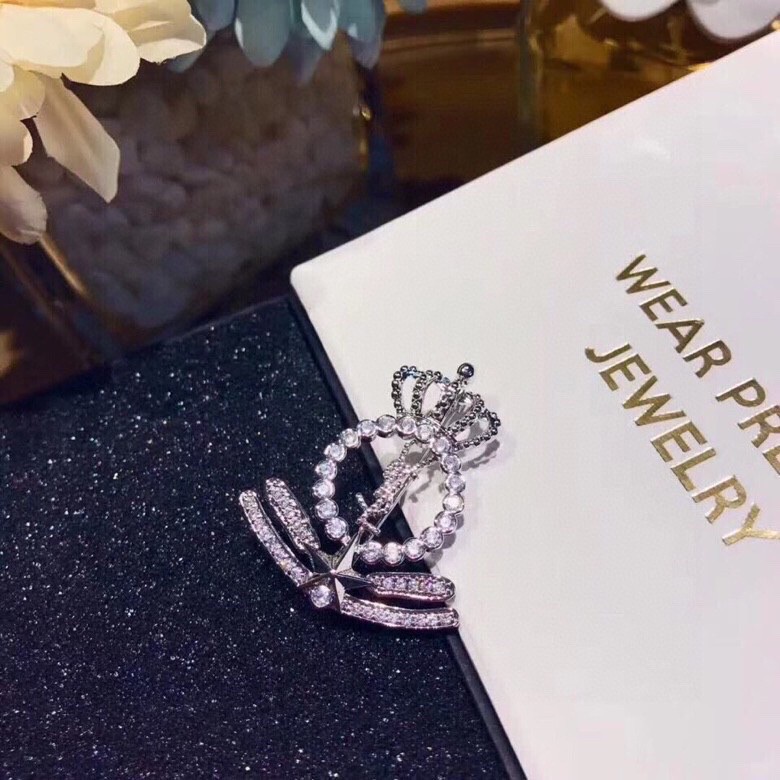 Saint Laurent YSL brooch