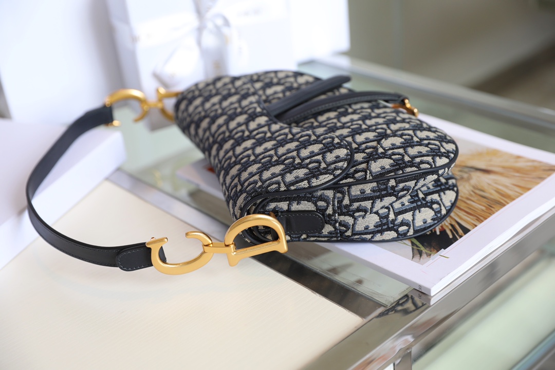 Dior Oblique Old Flower Saddle Handbag