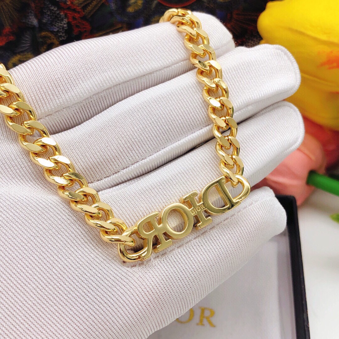 Dior necklace
