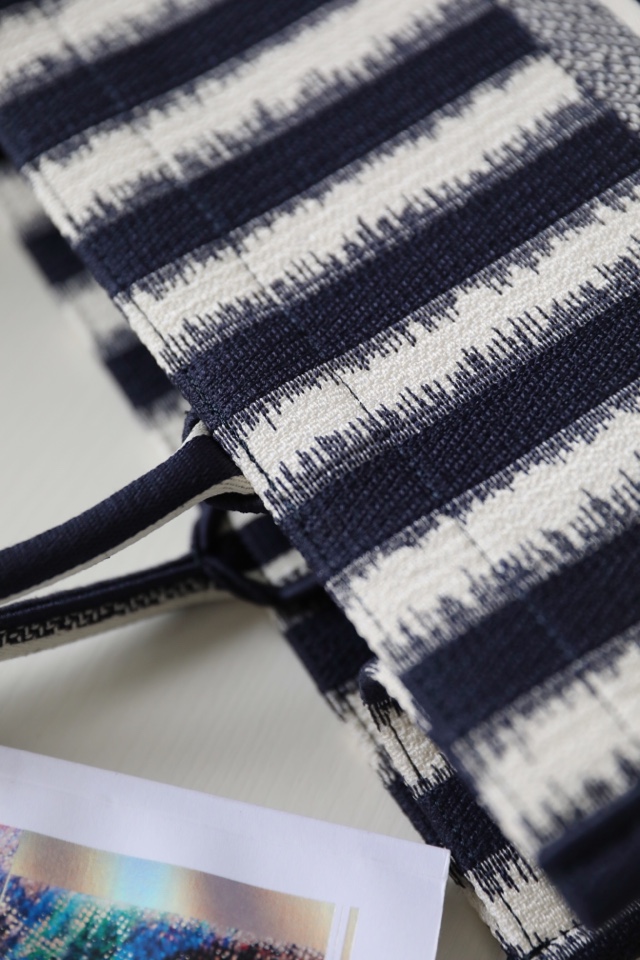 DIOR TOTE striped shopping bag