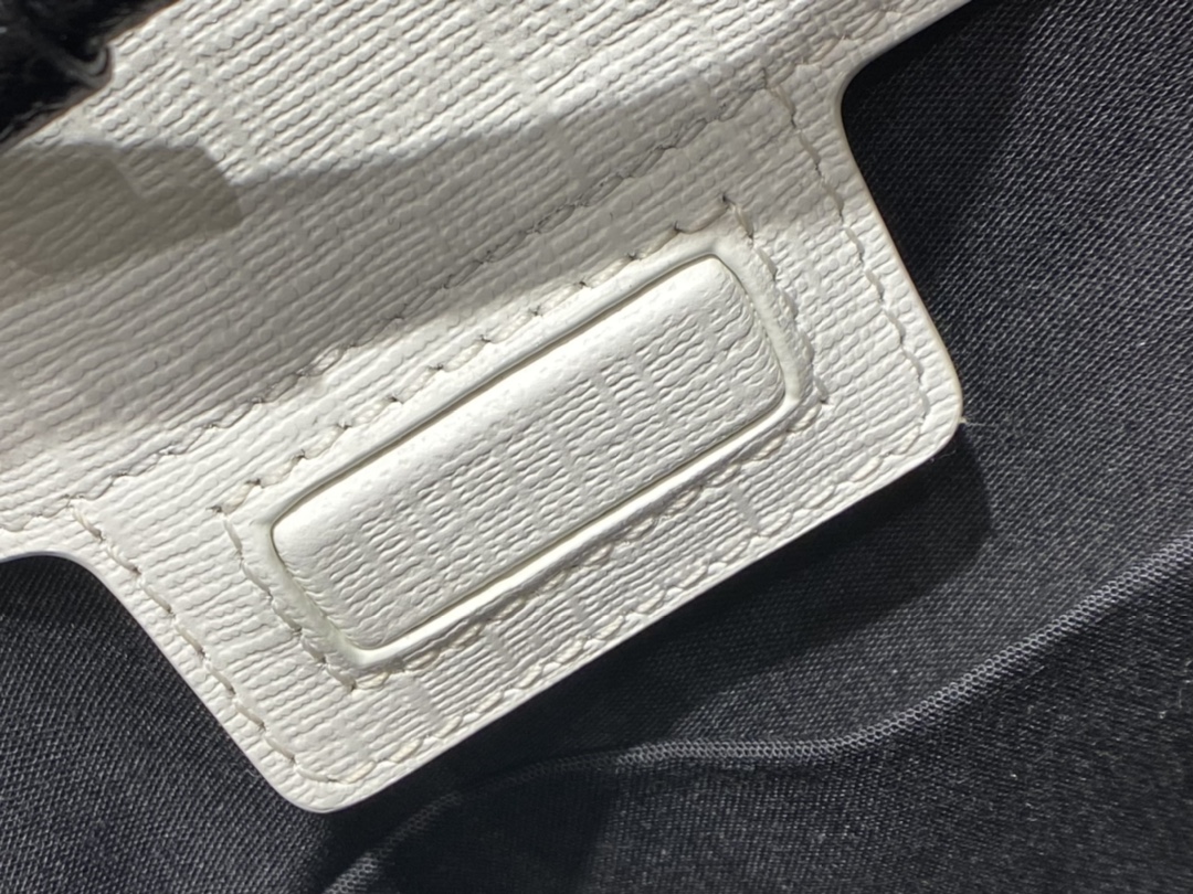 BALENCIAGA 𝗦𝗵𝗼𝗽𝗽𝗶𝗻𝗴 𝗯𝗮𝗴 Cowhide shopping paper bag