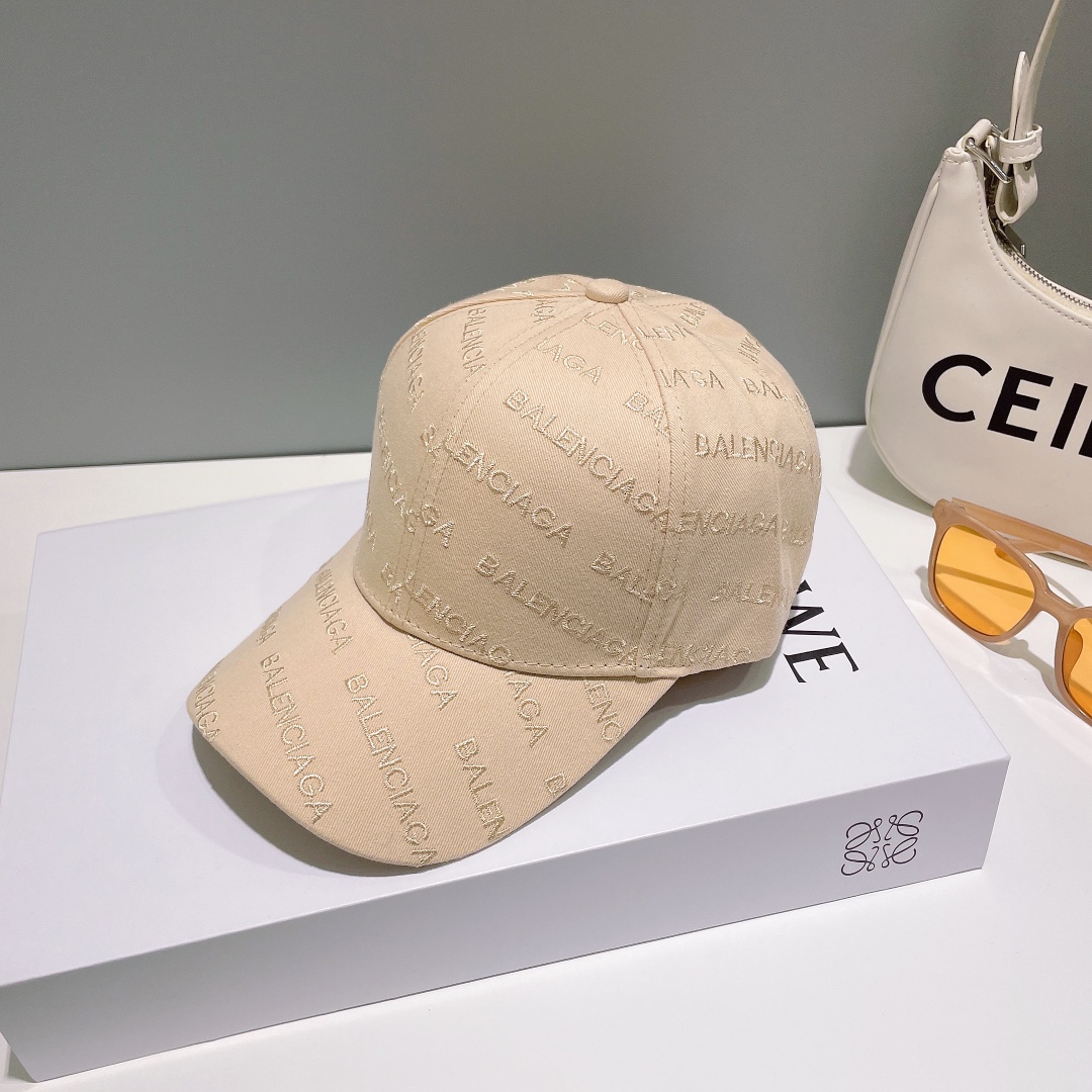 Balenciaga baseball cap