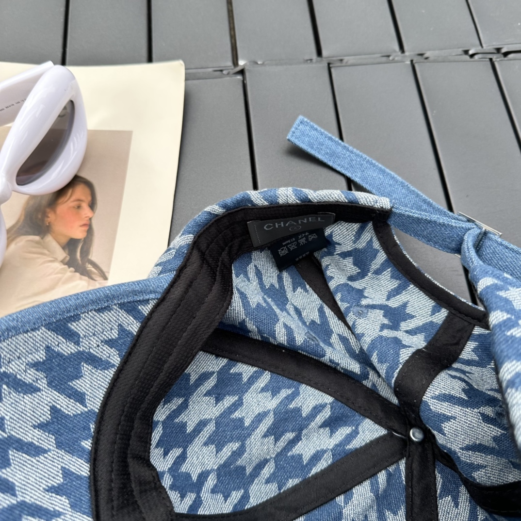 Chanel early spring new original single baseball cap