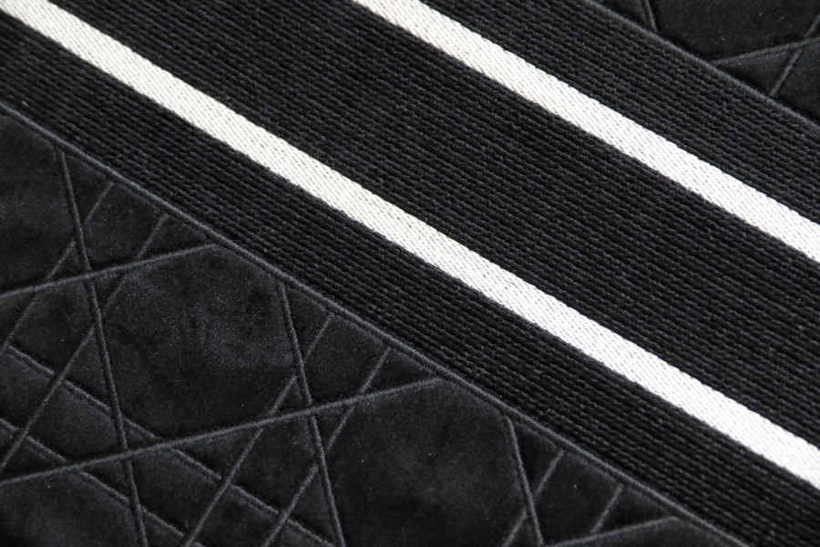 DIOR TOTE embroidered vine check black