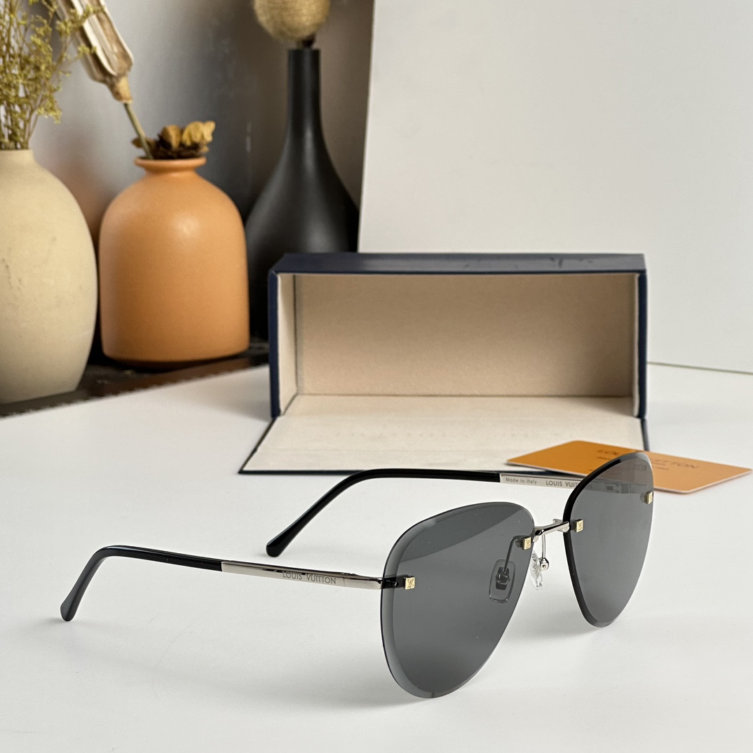 LOUIS VUITTON✨✨✨MODEL：Z1708U