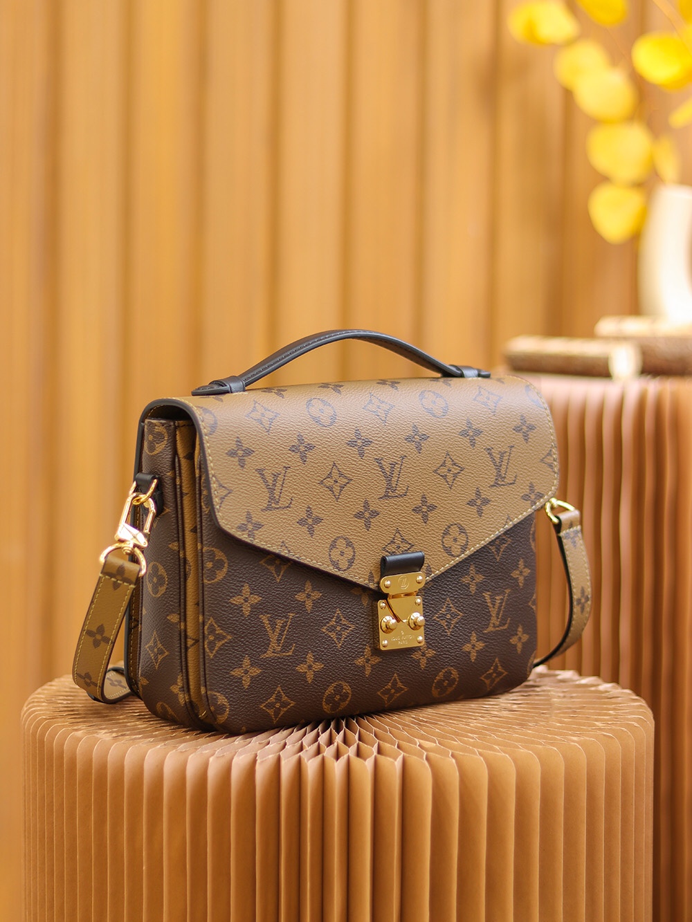 Louis Vuitton πππΎπππππ πππππ M44876 messenger bag