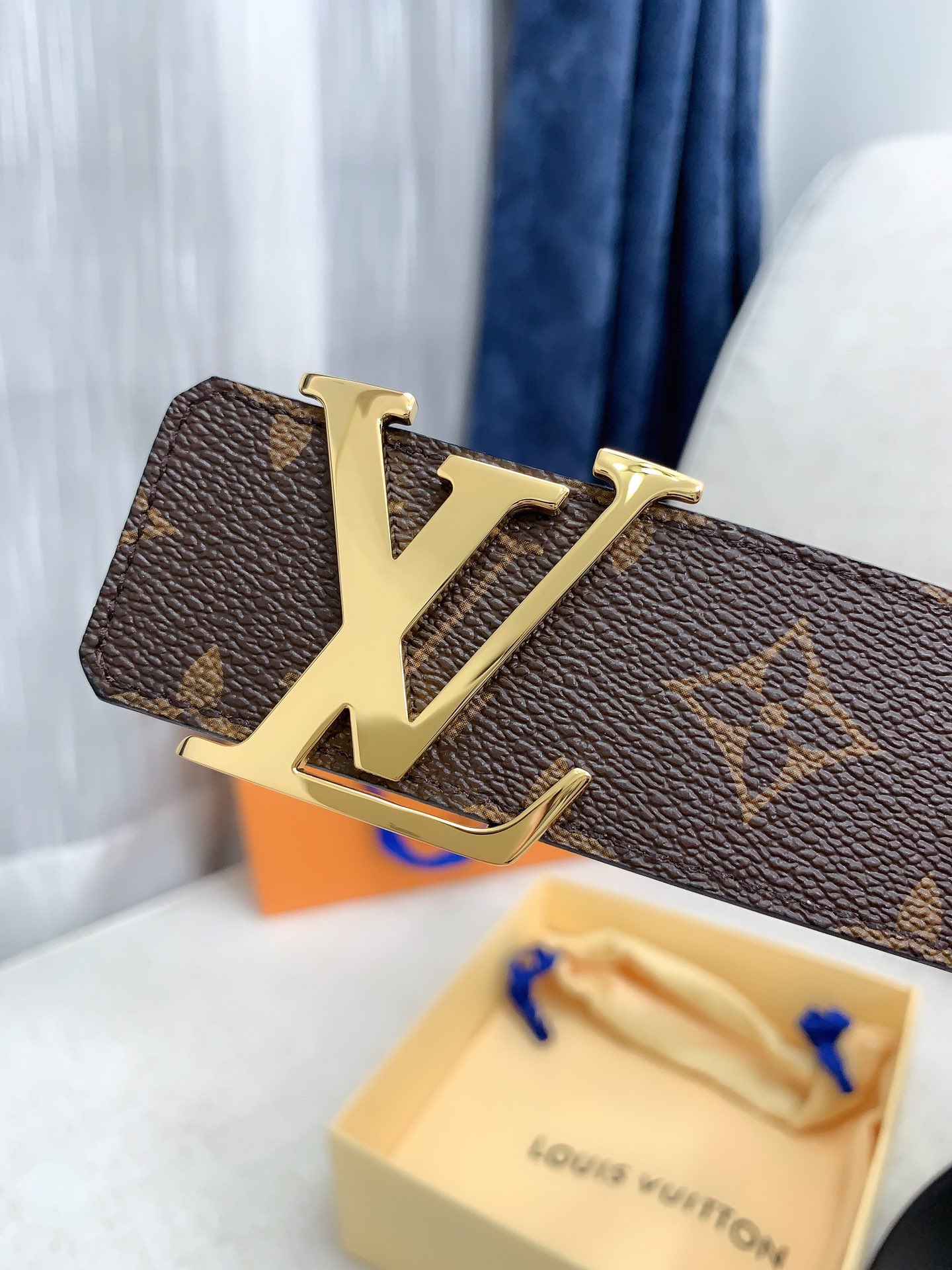 LOUIS VUITTO genuine integrated casting hardware