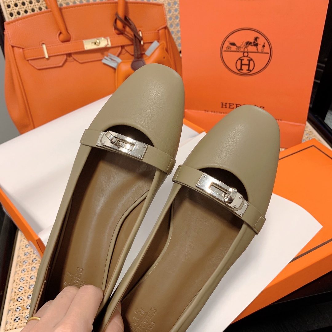 Hermes H shoes