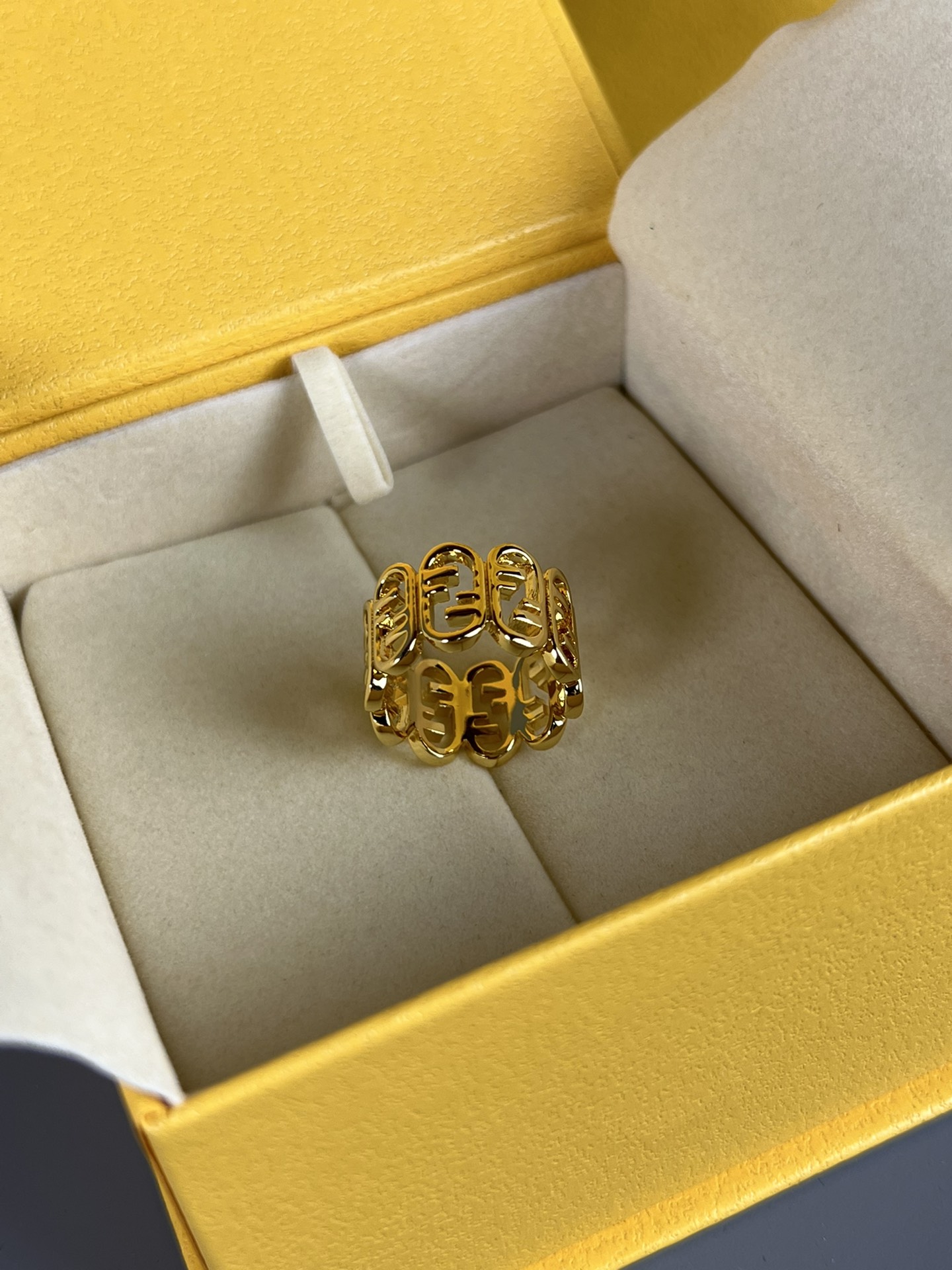 Fendi Ring