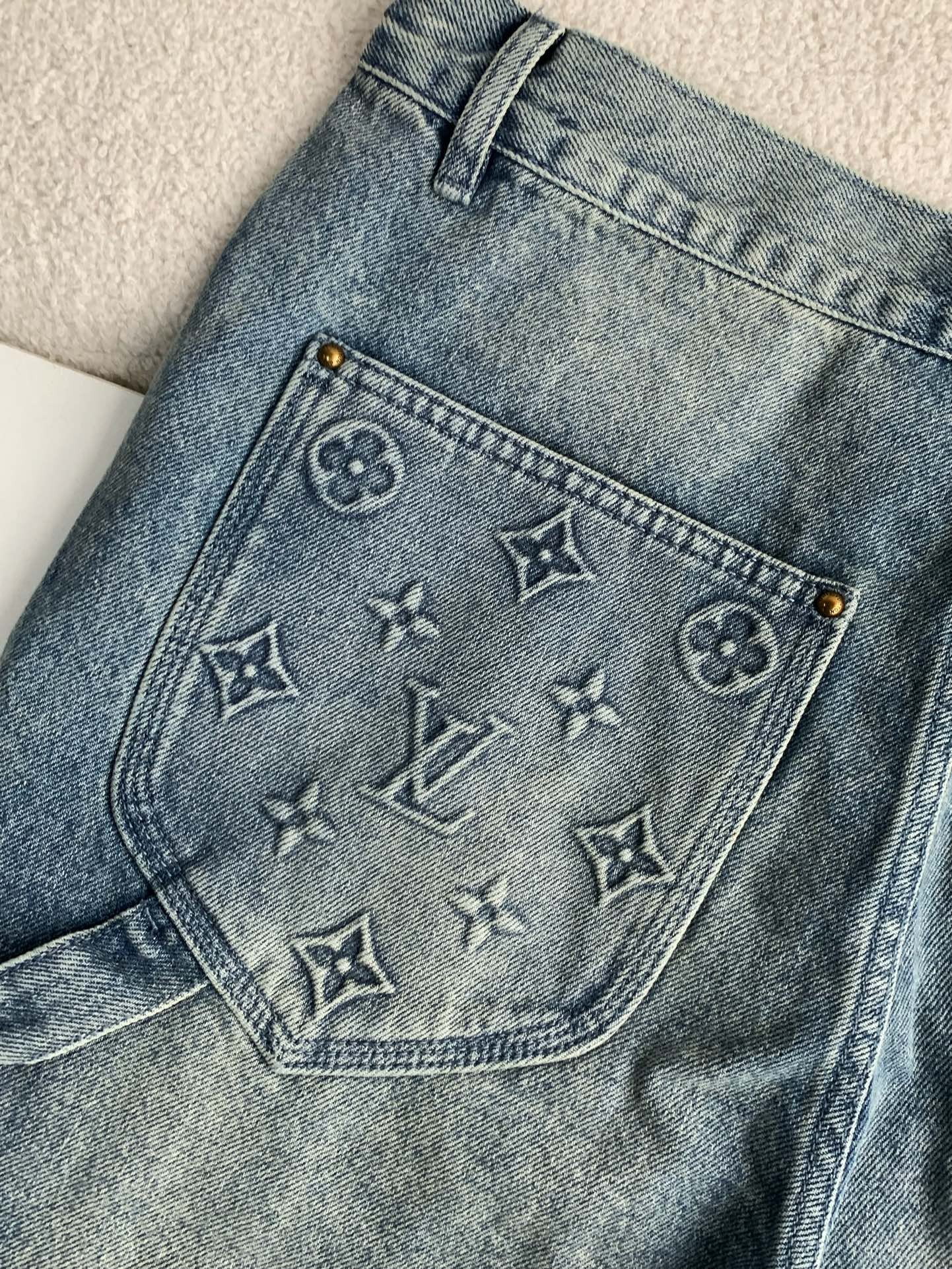 LOUIS VUITTON Jean shorts