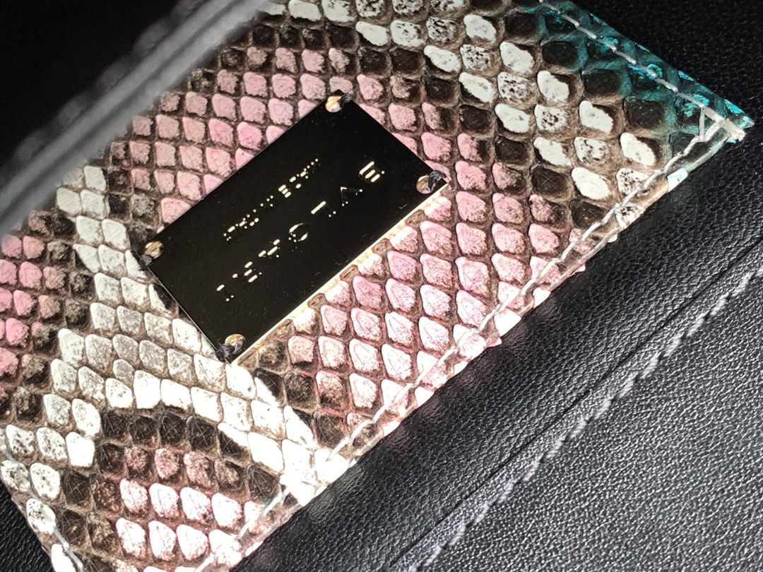 BVLGARI SERPENTI ELLIPSE series