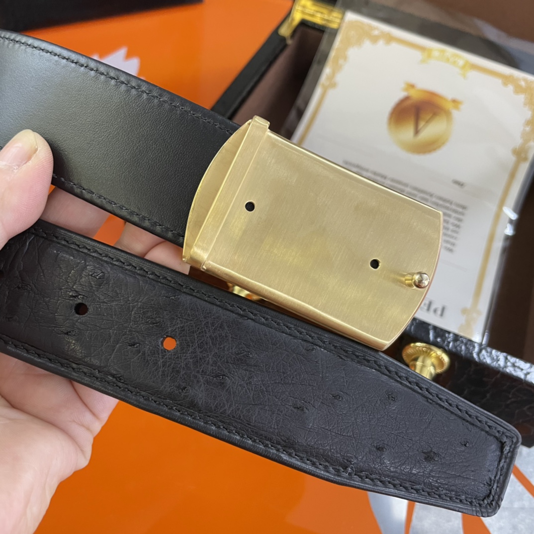 LOUIS VUITTO chooses real ostrich skin. 🐦 Full feather nails. Hemming process without splicing