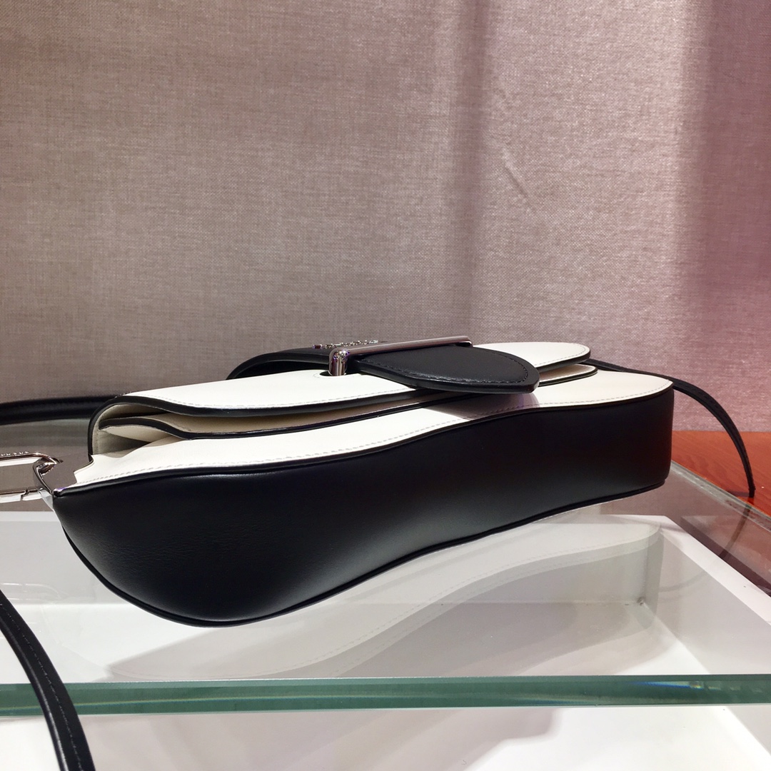 𝐏𝐑𝐀𝐃𝐀 Latest Women's 1BD168