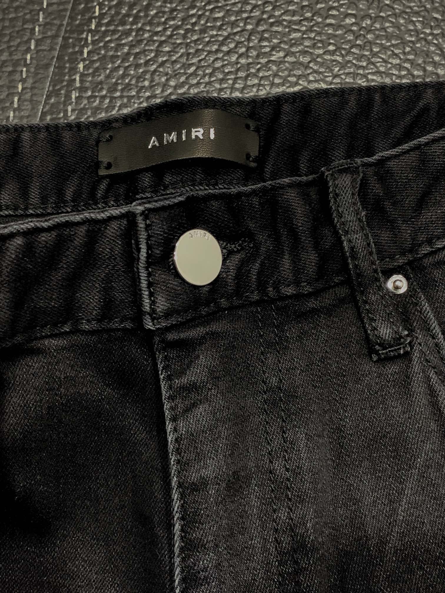Amiri slim fit petite straight jeans