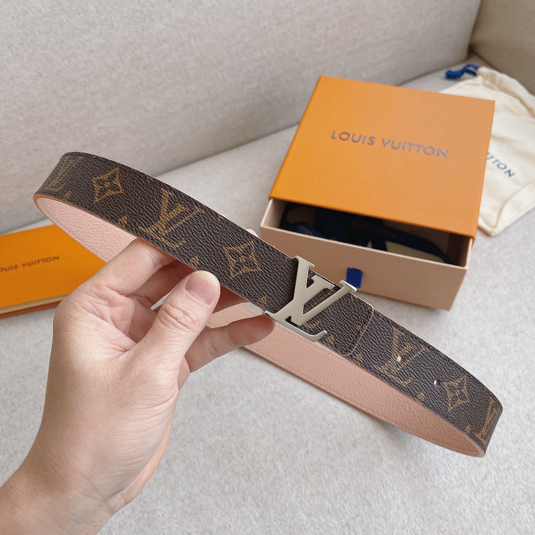 LOUIS VUITTO classic double-sided design