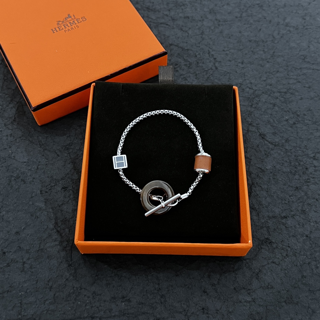 Hermes bracelet