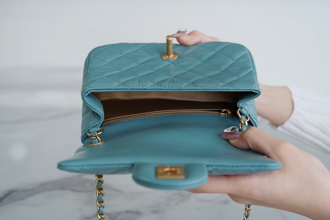 𝗖𝗛𝗔𝗘𝗡𝗟✦ Ball Fang Fatty Genuine Leather Lake Green