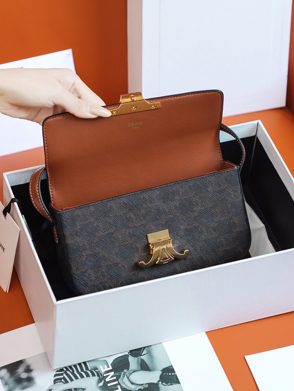 𝐂𝐞𝐥𝐢𝐧𝐞 𝙏𝙍𝙄𝙊𝙈𝙋𝙃𝙀 Arc de Triomphe #194142