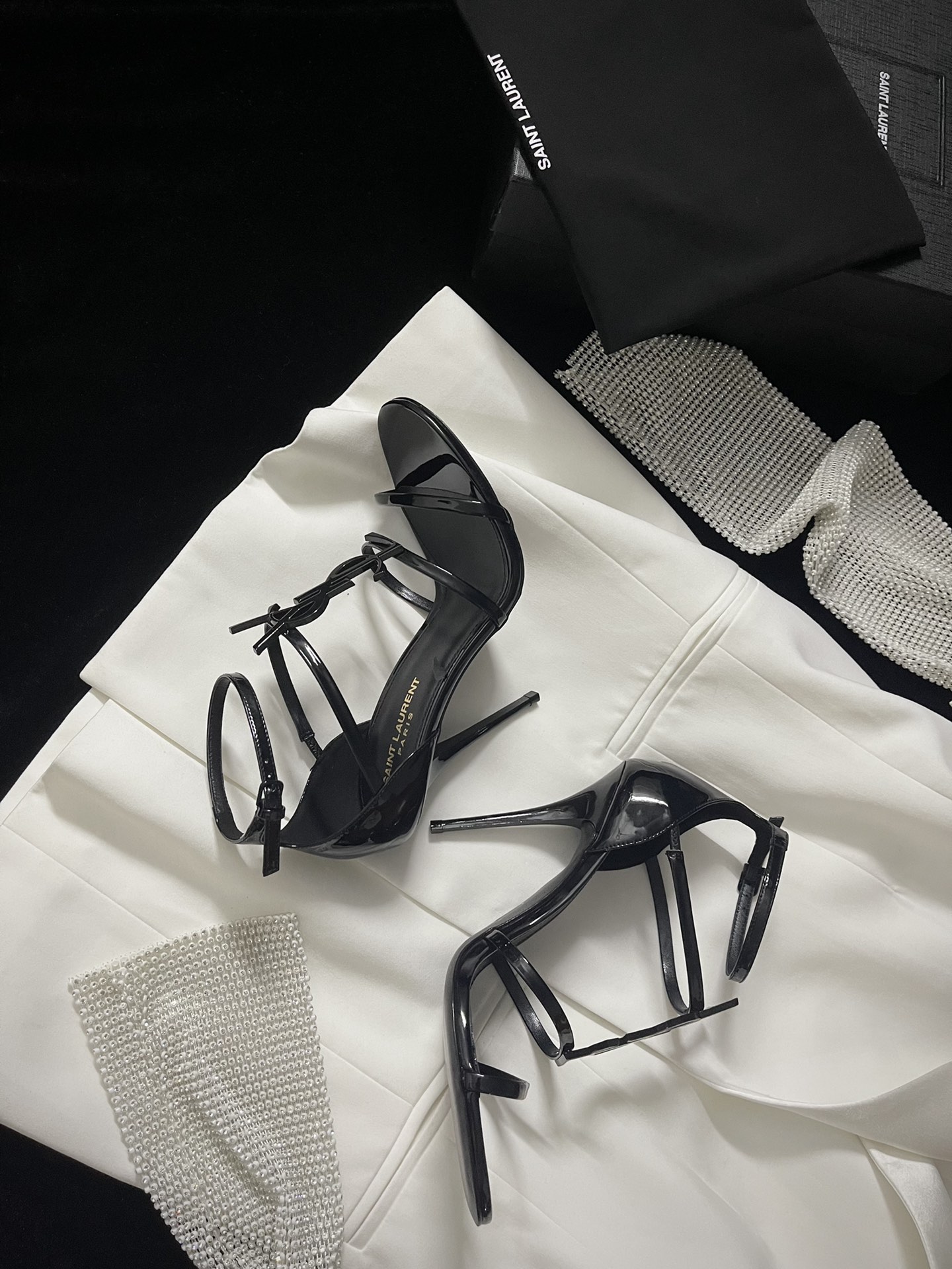 ππππ£π© πππͺπ§ππ£π© | ππππ/ππ π§ππ° YSLο½The ultimate in elegance and sophistication, a must-have item for the sophisticated fashionista