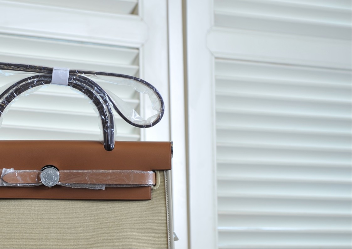 HERBAG31 saddle patchwork trench coat gray