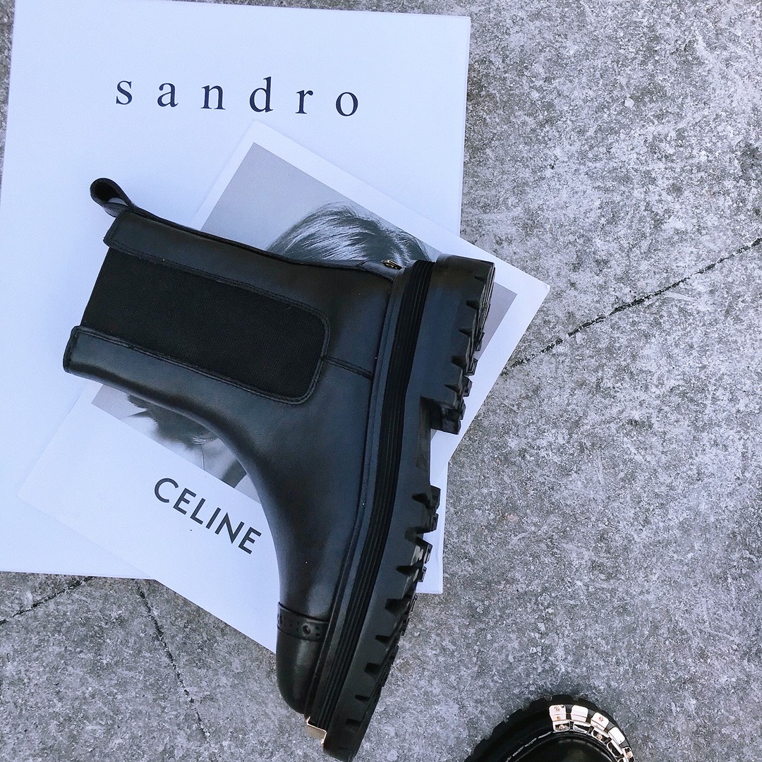 SANDRO 21ss metal head cowhide short Chelsea boots A pair of stylish and cool little boots