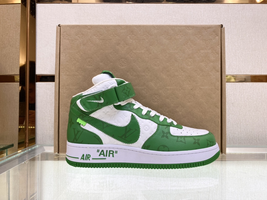 Louis Vuitton Nike Joint 🆕 Men's Abbesses High Top Sneakers