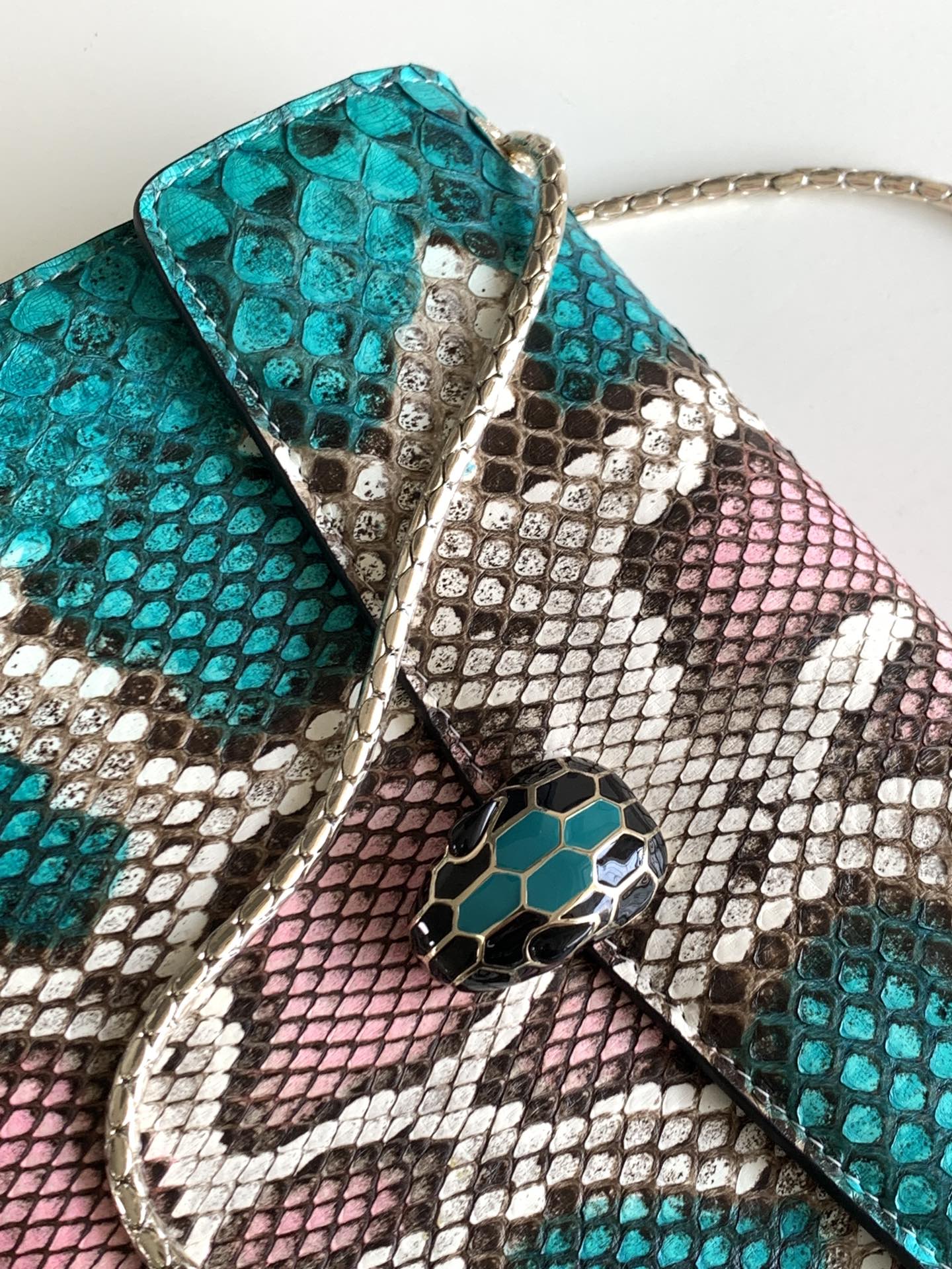 BVLGARI SERPENTI ELLIPSE series