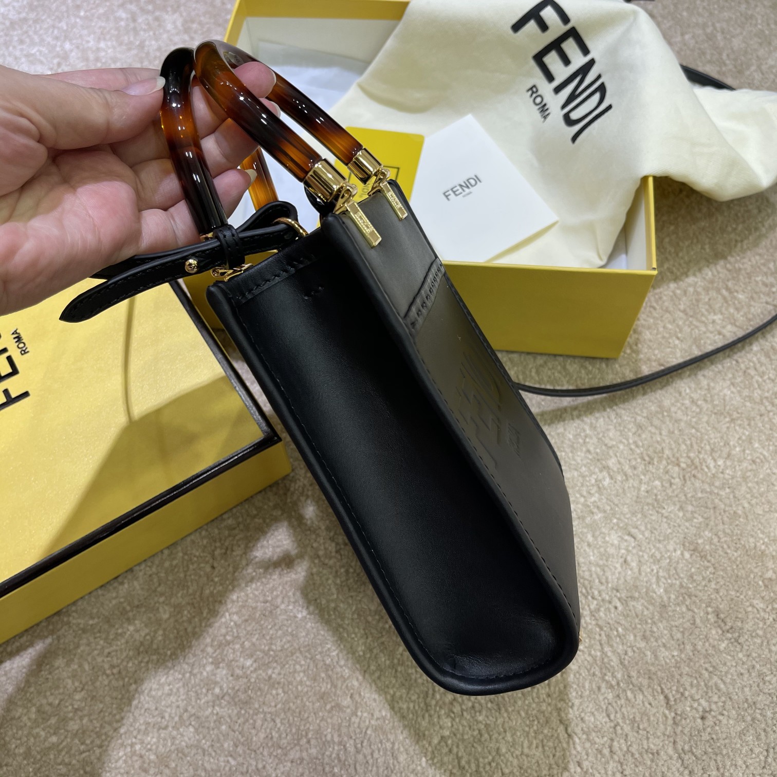 FENDI Sunshine mini tortoiseshell portable crossbody cute