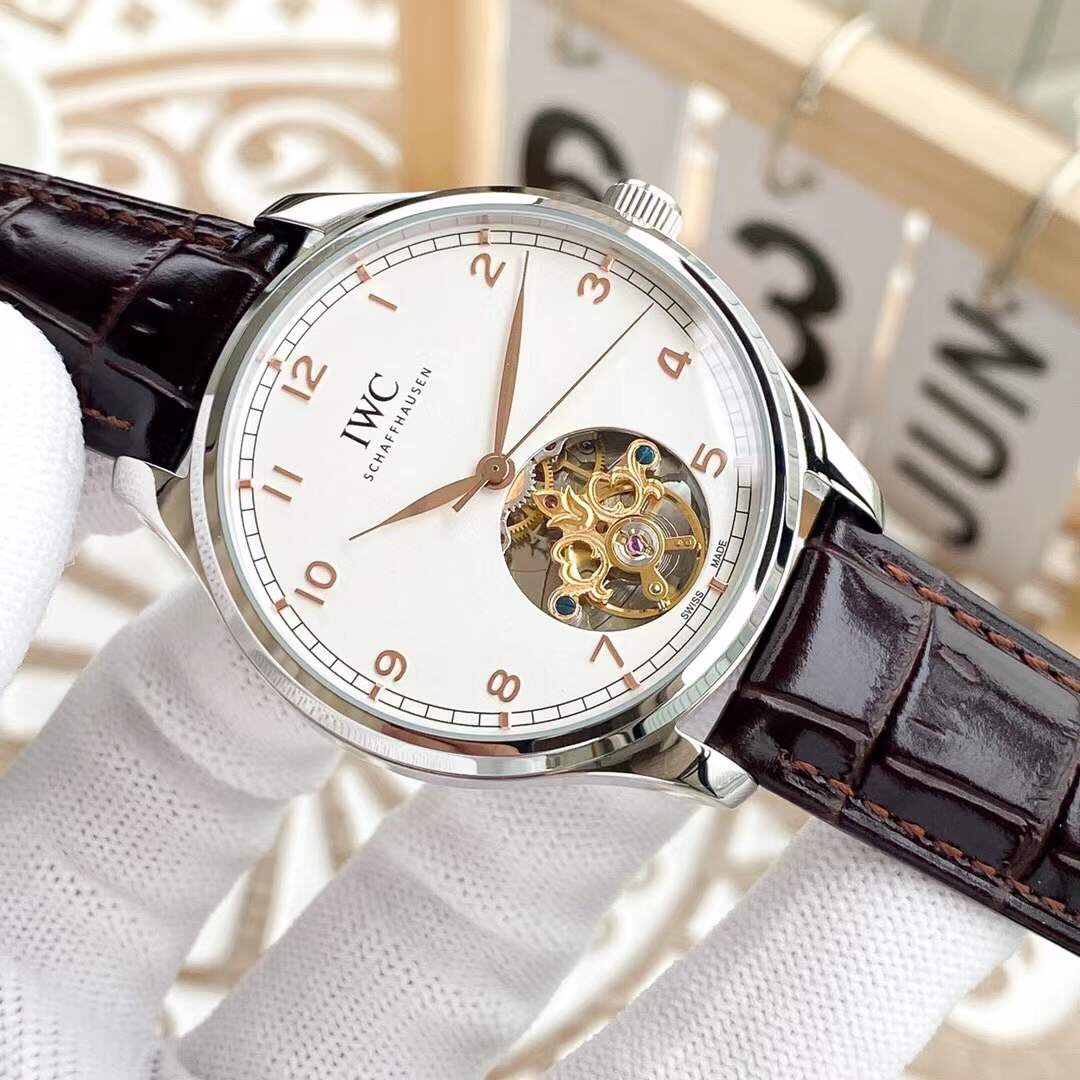 IWC- Fine men's watches Fully automatic mechanical movement, top 316 steel case and strap