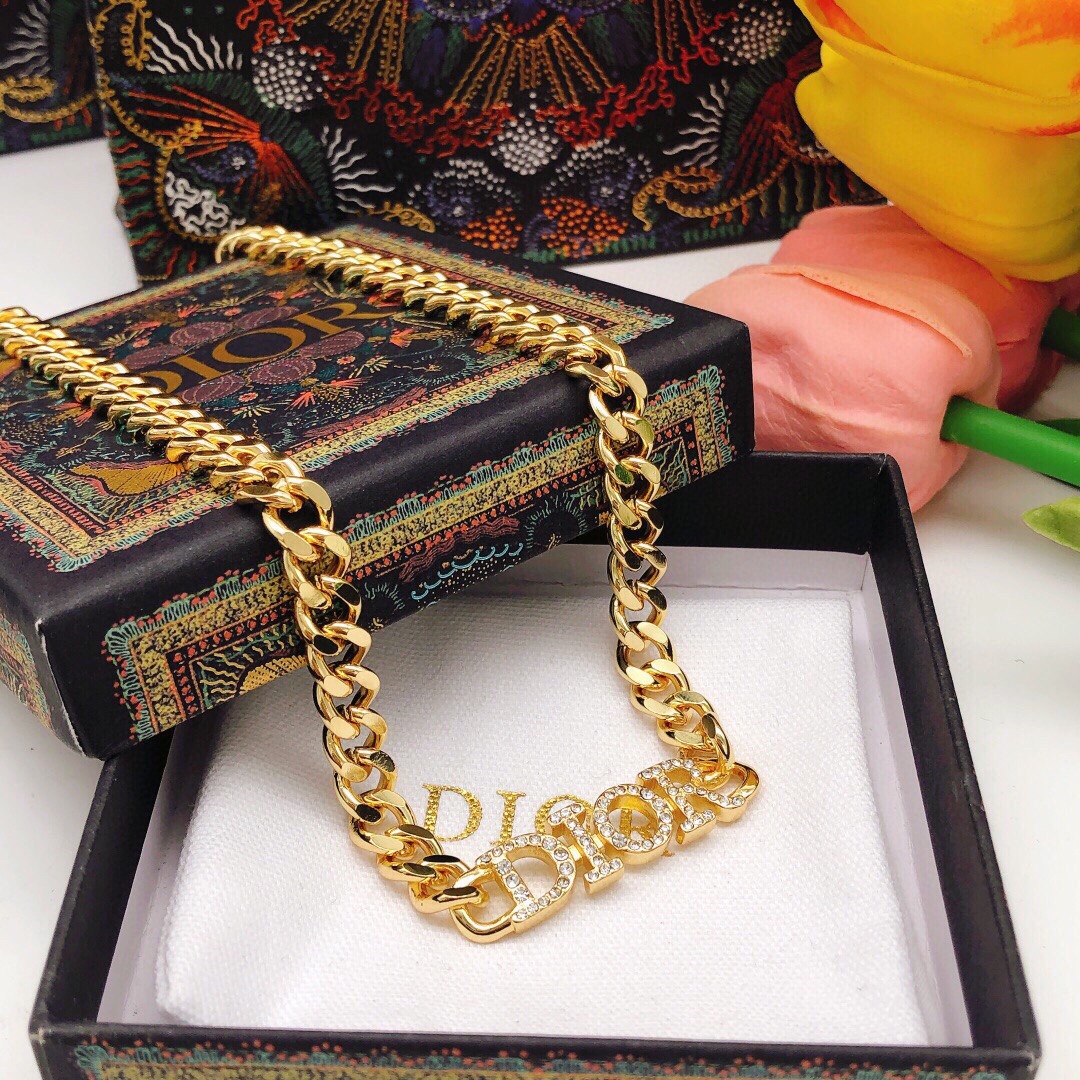 Dior necklace